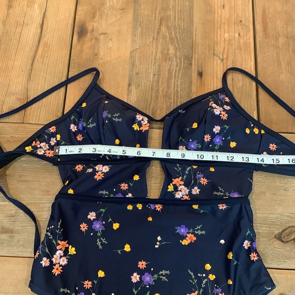 Cupshe‎ NWOT Cheerful Navy Scoop Neck Cutout One Piece Size Med No Tags In Suit - Picture 13 of 13